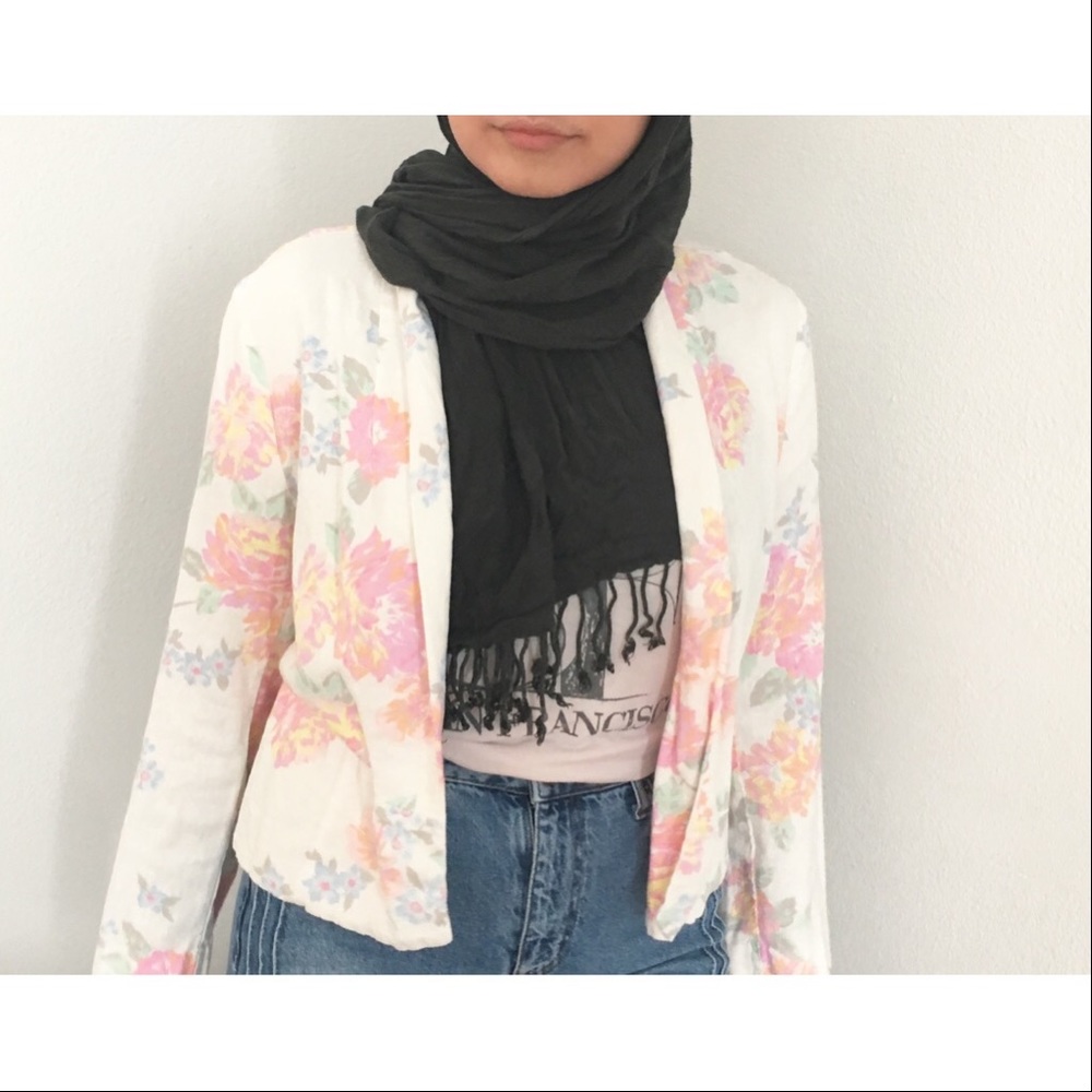 Cropped Floral Linen Blazer